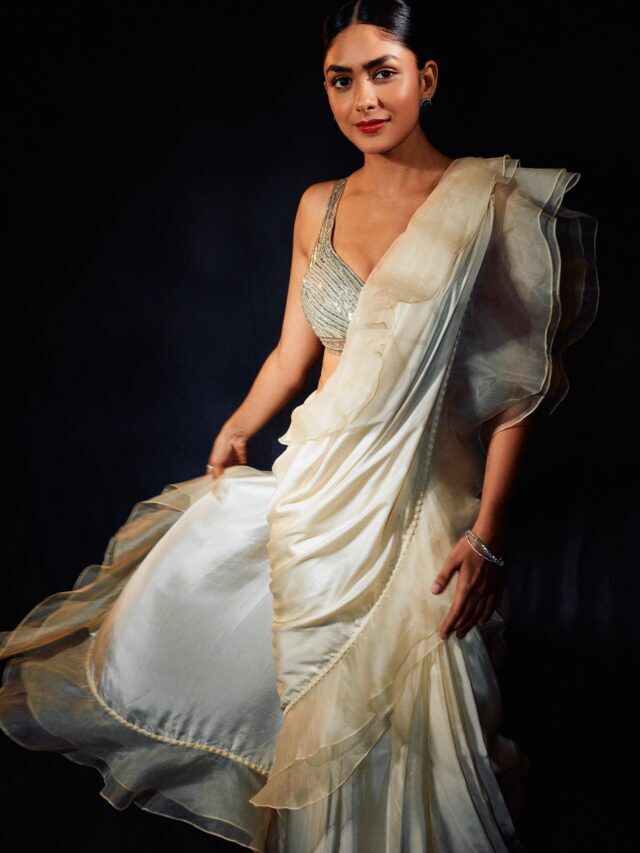 MRUNAL THAKUR LOOKS PRETTY IN WHITE SAREE
