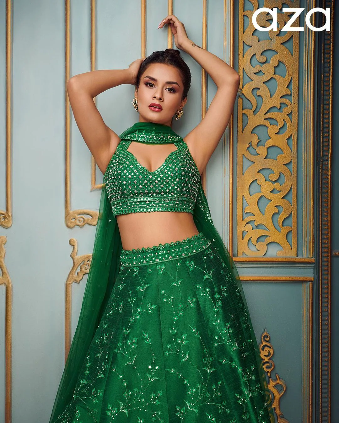 Avneet kaur hot sale black lehenga