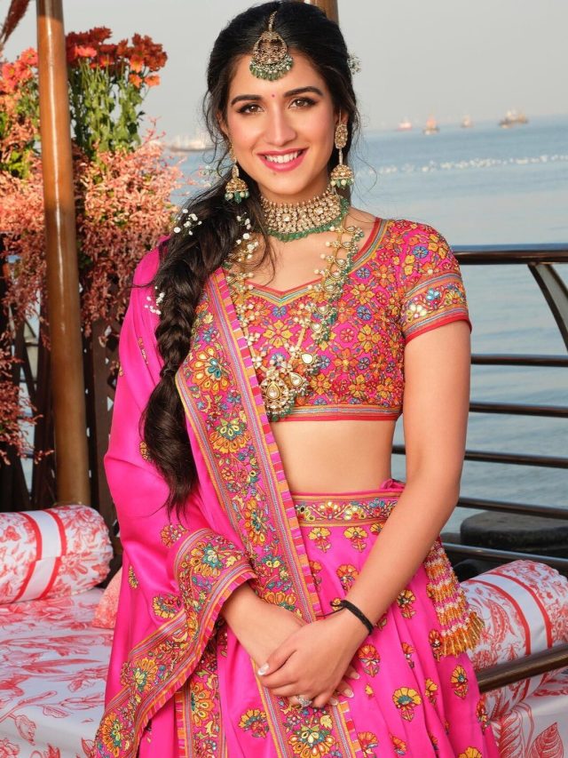 Radhika Ambani Best Designer Wedding Outfits.